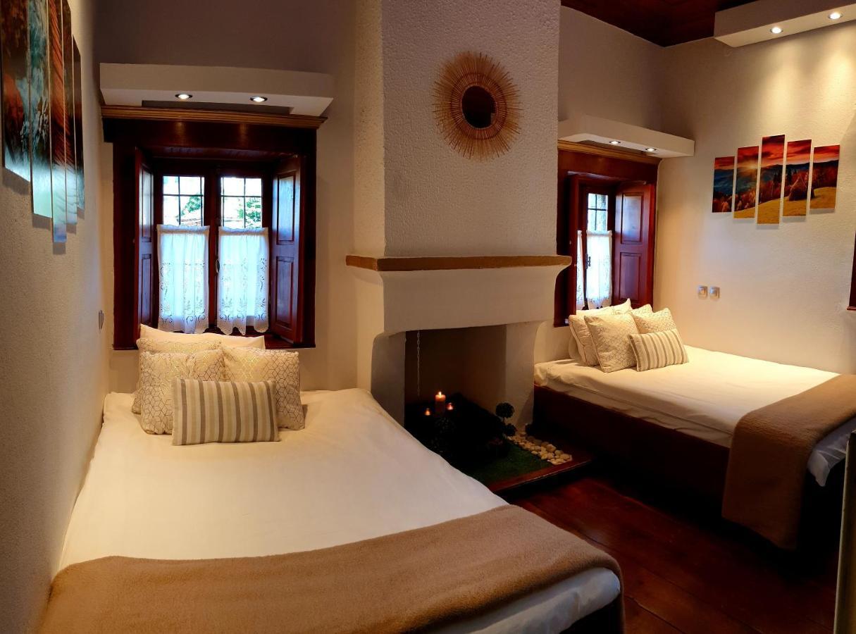 Astraka Guesthouse I Pápingo Kültér fotó