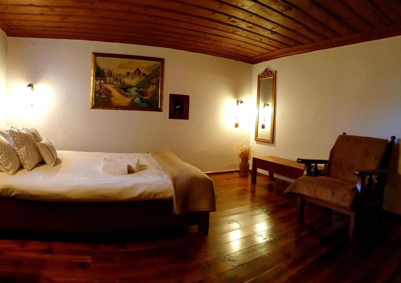 Astraka Guesthouse I Pápingo Kültér fotó
