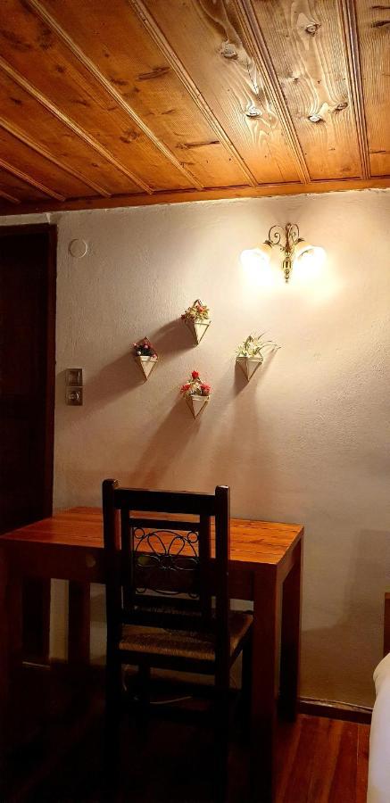 Astraka Guesthouse I Pápingo Kültér fotó
