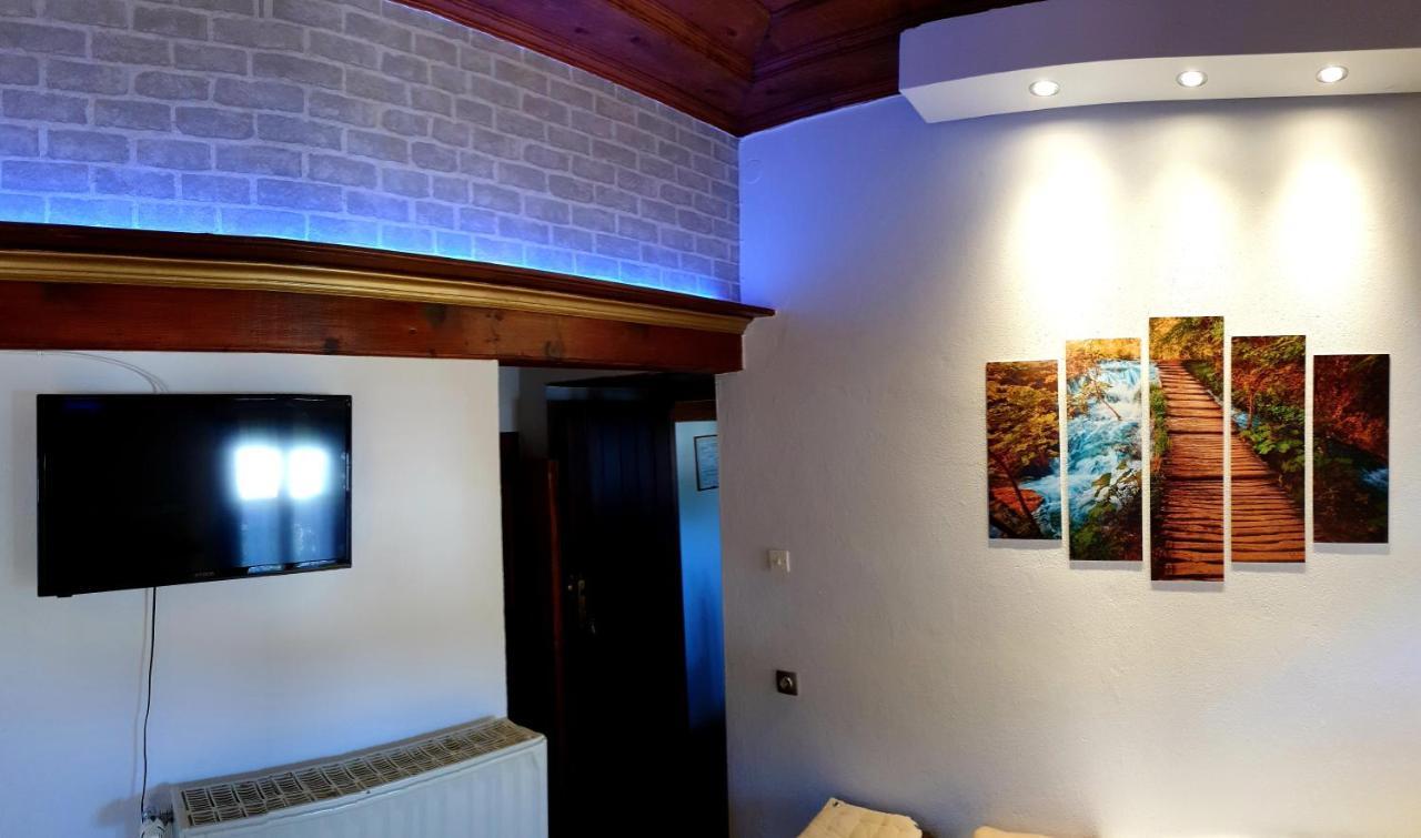 Astraka Guesthouse I Pápingo Kültér fotó