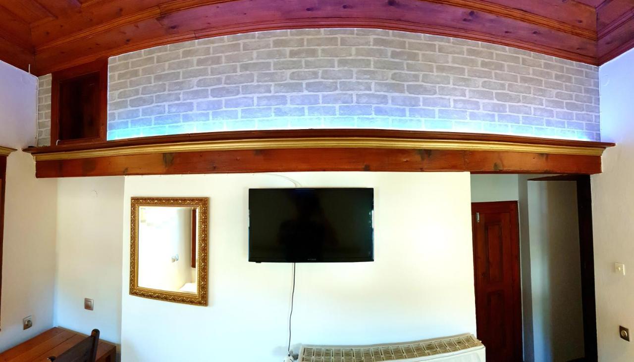 Astraka Guesthouse I Pápingo Kültér fotó