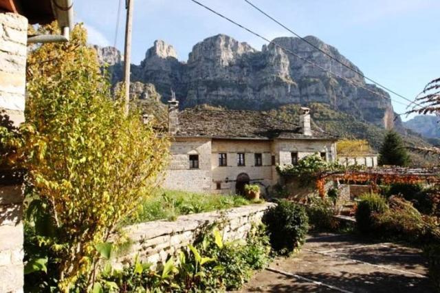 Astraka Guesthouse I Pápingo Kültér fotó